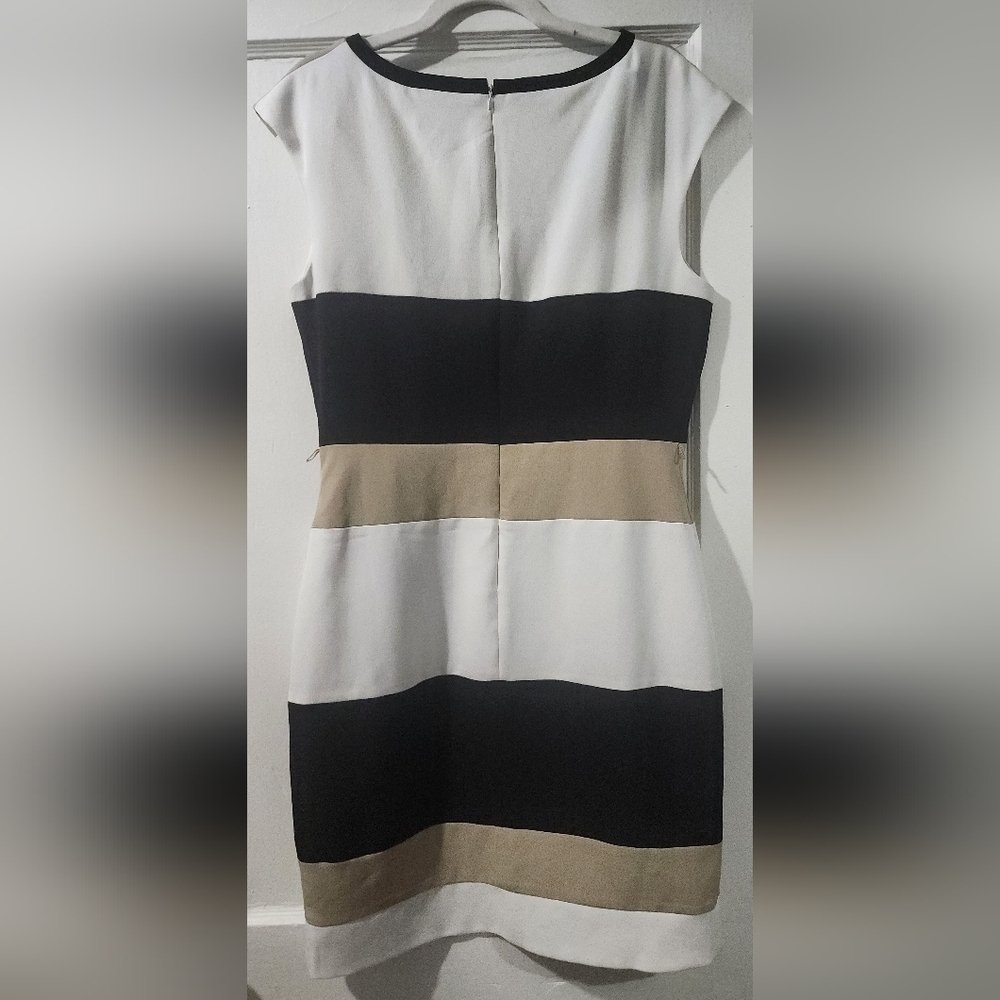 Chic Colorblock Striped Knit Sheath Dress - Black White Taupe size:10 - Picture 3 of 5